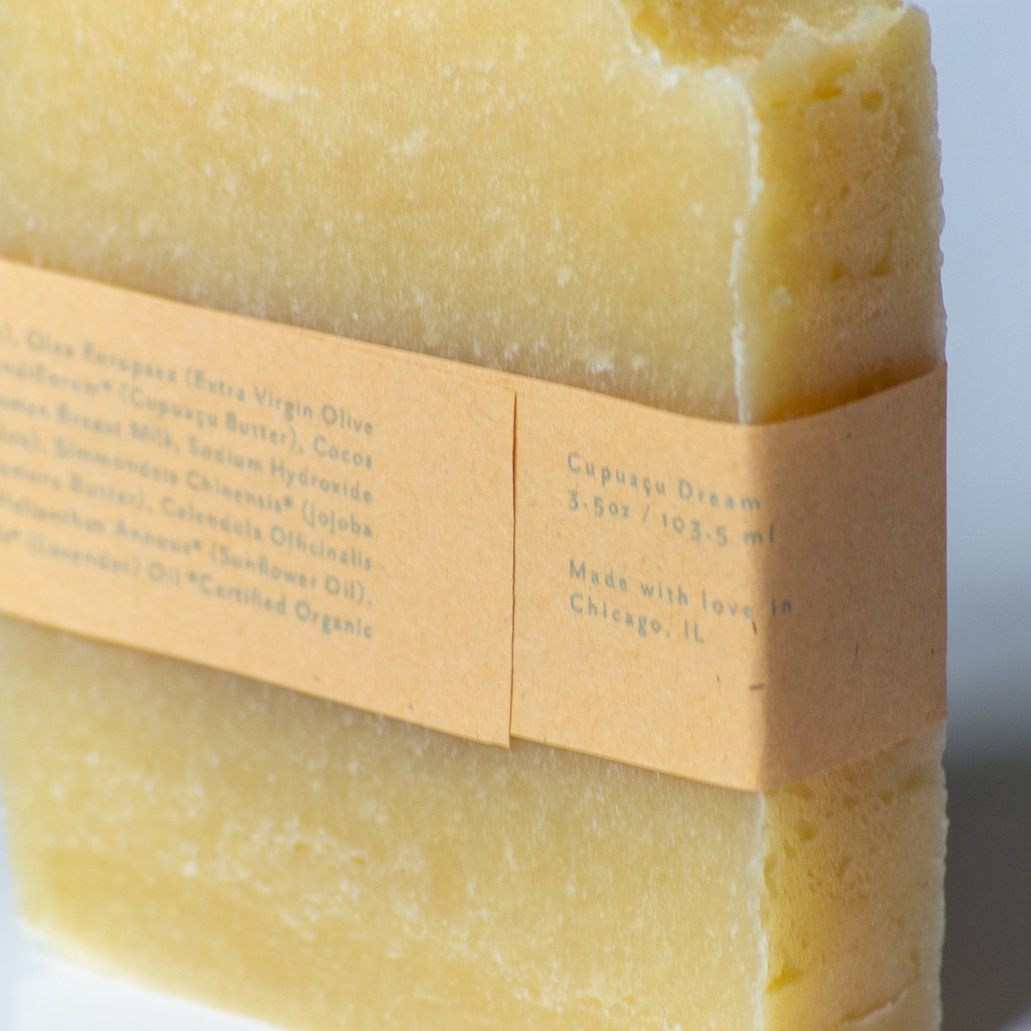 Cupuaçu Dreams a luxurious soap enriched with the velvety richness of breast milk, cupuaçu butter and the calming essence of lavender essential oil. Pele Pura is crafted with love and care in Chicago, IL.