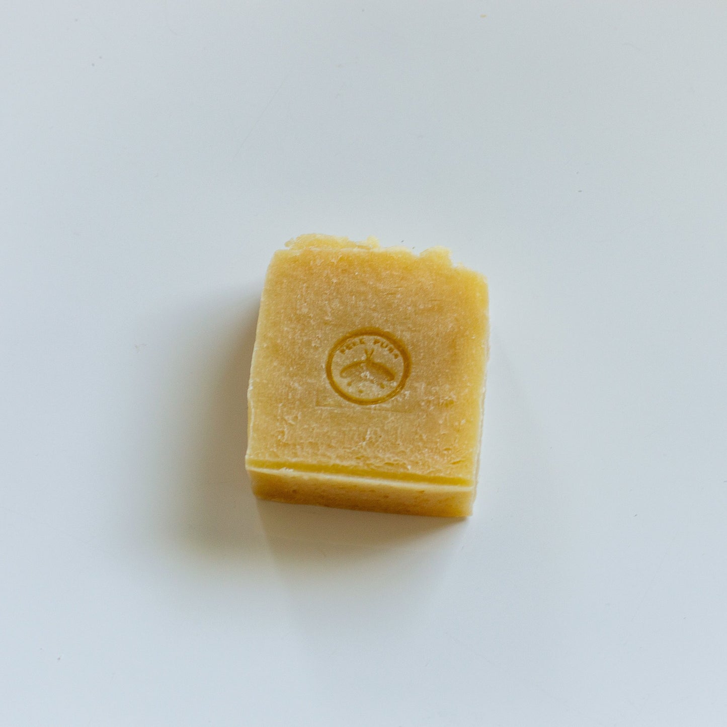 Cupuaçu Dreams a luxurious soap enriched with the velvety richness of breast milk, cupuaçu butter and the calming essence of lavender essential oil. Pele Pura is crafted with love and care in Chicago, IL.